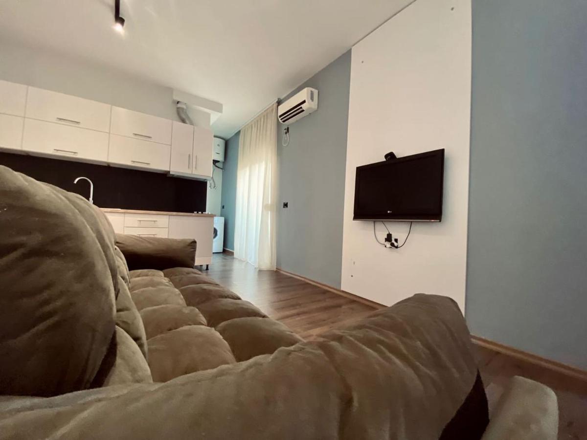 Wild Villa Apartments Sarande Exterior photo